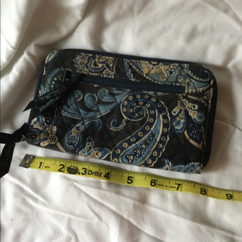Vera Bradley Blue Paisley wristlet